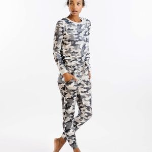 EUC Gray Camo Lounge Boyfriend Sweats